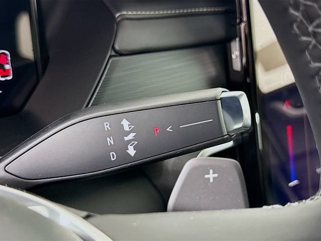2026 GMC Acadia Elevation - Photo 17