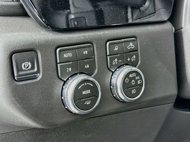 2026 GMC Sierra 1500 SLT - Photo 10