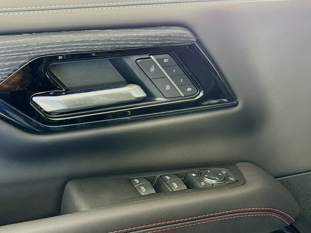 2026 GMC Yukon XL AT4 Ultimate - Photo 18
