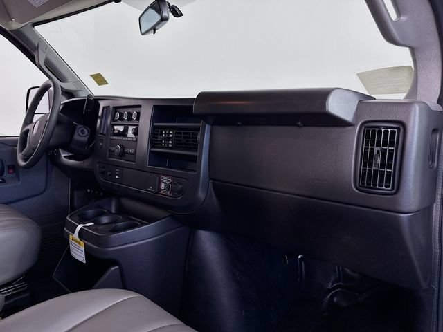 2026 GMC Savana Cargo Work Van - Photo 26