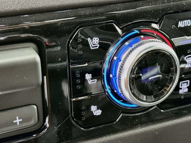 2026 GMC Sierra 1500 SLT - Photo 21