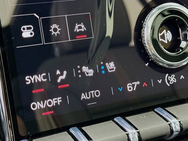 2026 GMC Acadia AT4 - Photo 21