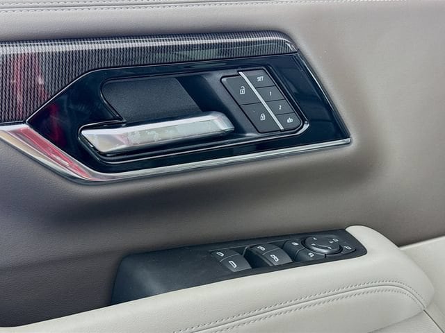 2026 GMC Yukon XL Elevation - Photo 18