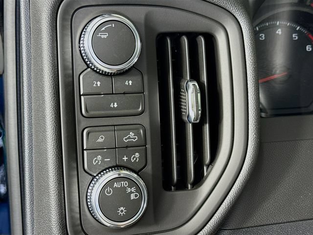 2026 GMC Sierra 3500 Chassis Cab Pro - Photo 10