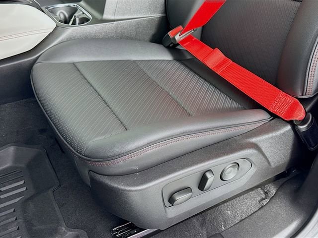 2026 GMC Canyon AT4X - Photo 20