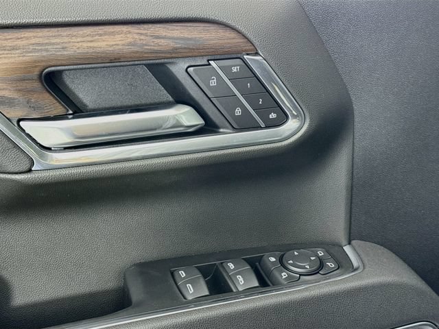 2026 GMC Sierra 1500 SLT - Photo 17