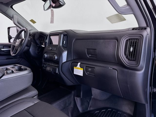 2026 GMC Sierra 3500 Chassis Cab Pro - Photo 22