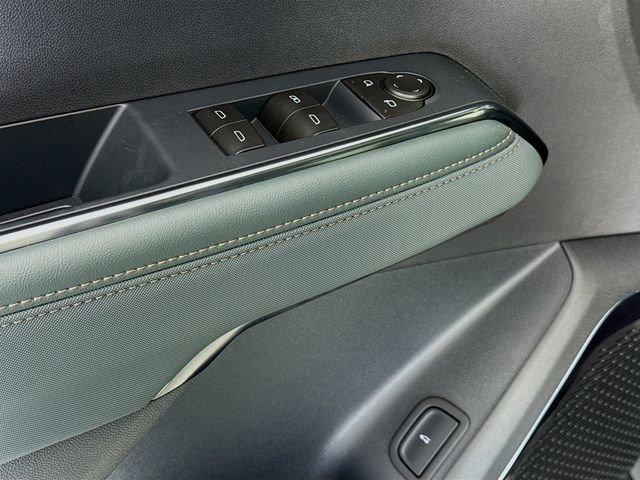 2026 GMC Acadia AT4 - Photo 18