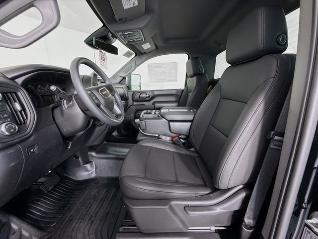 2026 GMC Sierra 3500 Chassis Cab Pro - Photo 18