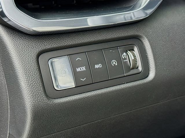 2026 GMC Acadia Elevation - Photo 10