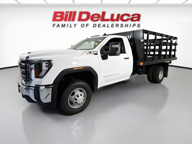 2026 GMC Sierra 3500 HD Chassis Cab 12' Reading Sake Body Truck