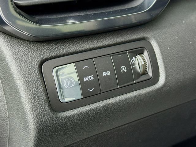 2026 GMC Acadia AT4 - Photo 10