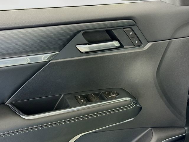 2026 GMC Acadia Elevation - Photo 17