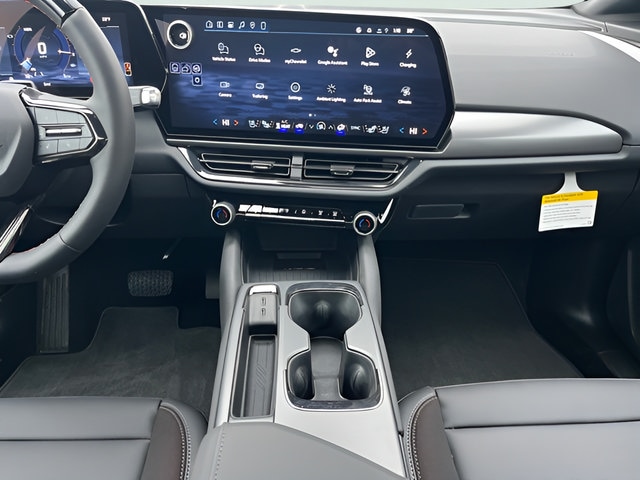 2026 Chevrolet Equinox EV RS - Photo 24