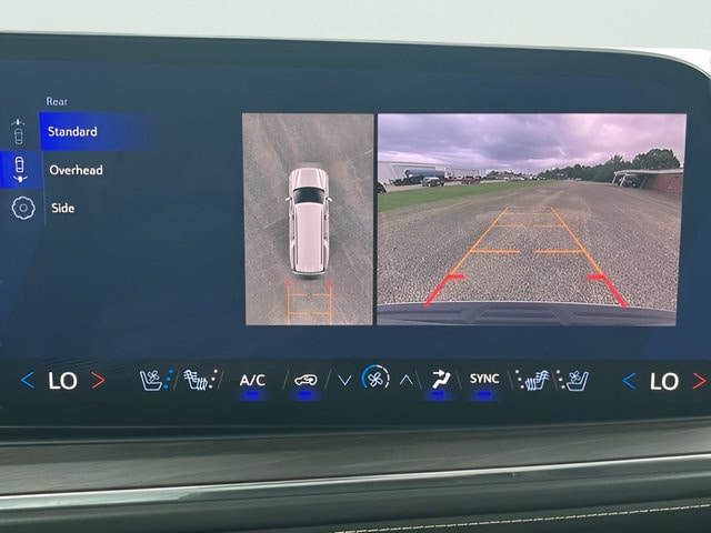 2026 Chevrolet Suburban Premier - Photo 28
