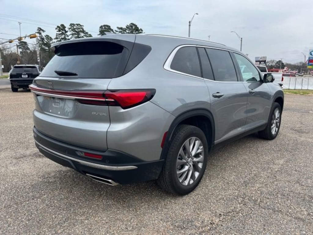 Used 2025 Buick Enclave Preferred SUV