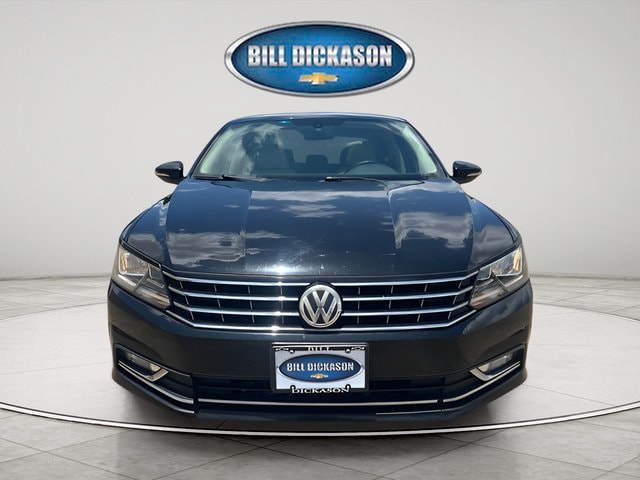 Used 2016 Volkswagen Passat SEL Premium with VIN 1VWCS7A39GC011206 for sale in Gladewater, TX