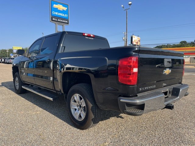 2018 Chevrolet Silverado 1500 LT photo 2