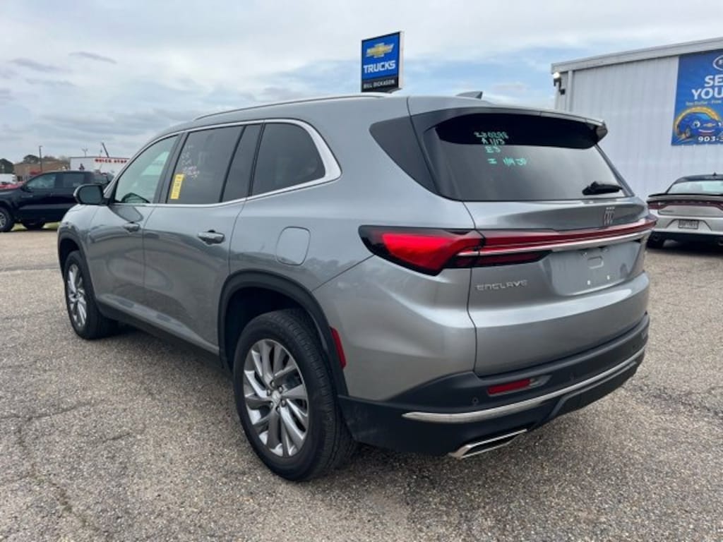 Used 2025 Buick Enclave Preferred SUV