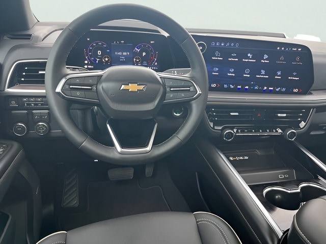 2026 Chevrolet Suburban Premier - Photo 18