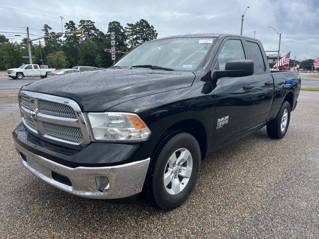 2019 Ram 1500 Classic Tradesman photo 2