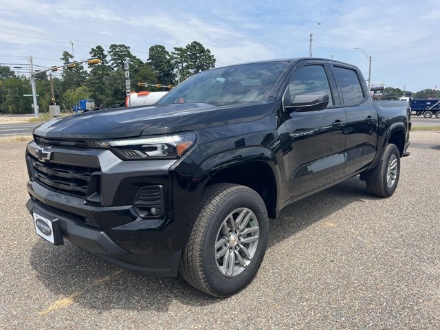 2026 Chevrolet Colorado LT photo 3