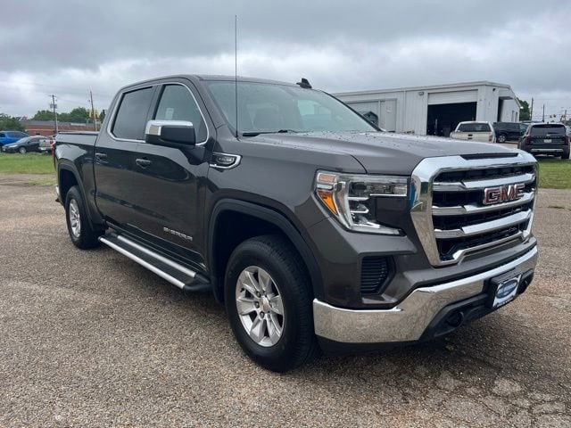 2019 GMC Sierra 4WD Crew Cab Standard Box SLE's photo