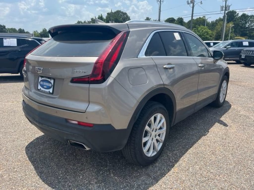 Used 2023 CADILLAC XT4 FWD Luxury SUV