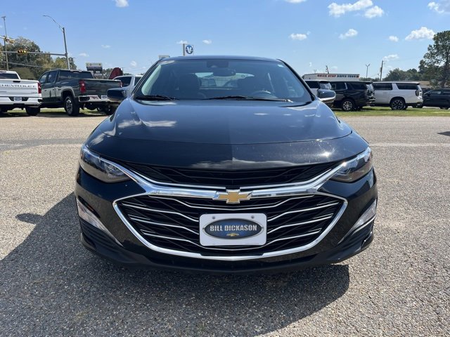 2024 Chevrolet Malibu 1LT photo 2