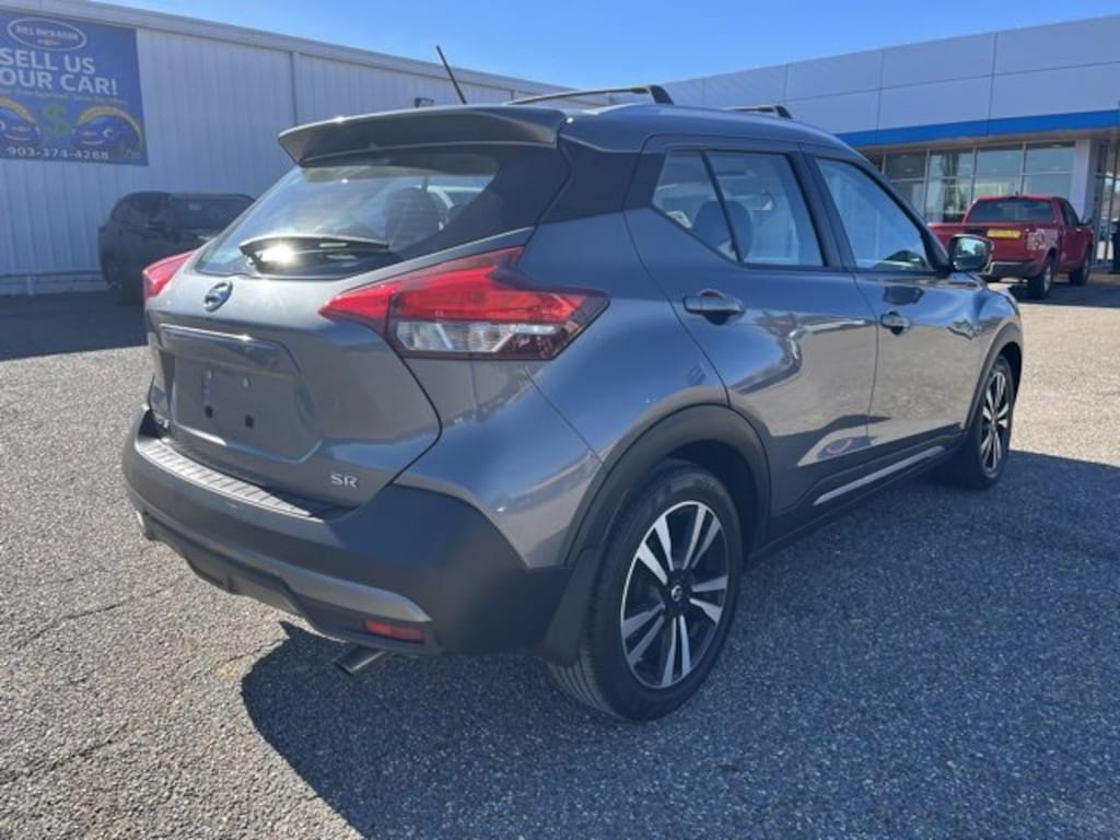 Used 2019 Nissan Kicks SR