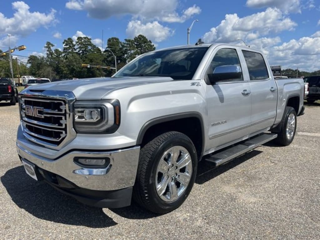 Used 2018 GMC Sierra 1500 SLT Truck