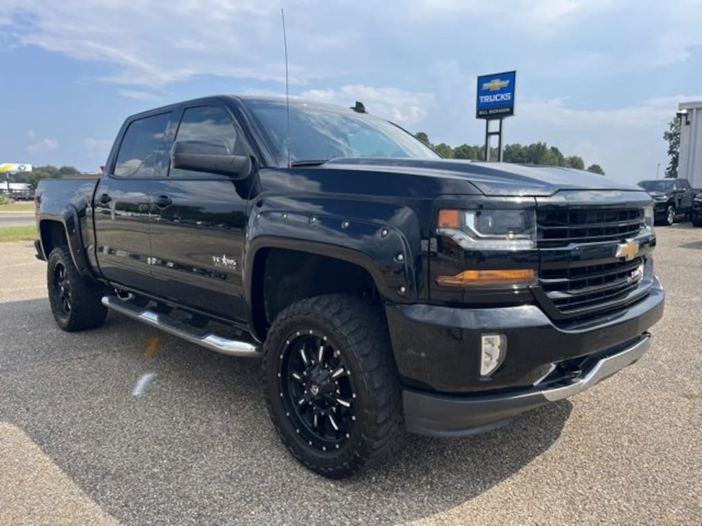 Used 2018 Chevrolet Silverado 1500 LT Truck