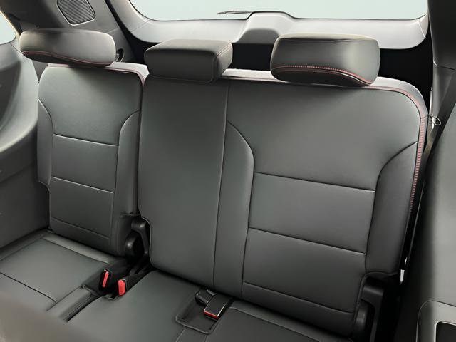 2026 Chevrolet Traverse RS - Photo 30