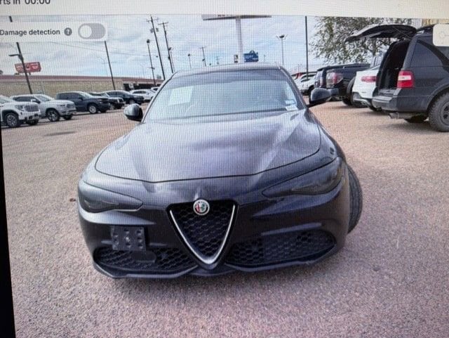 2018 Alfa Romeo Giulia Sport