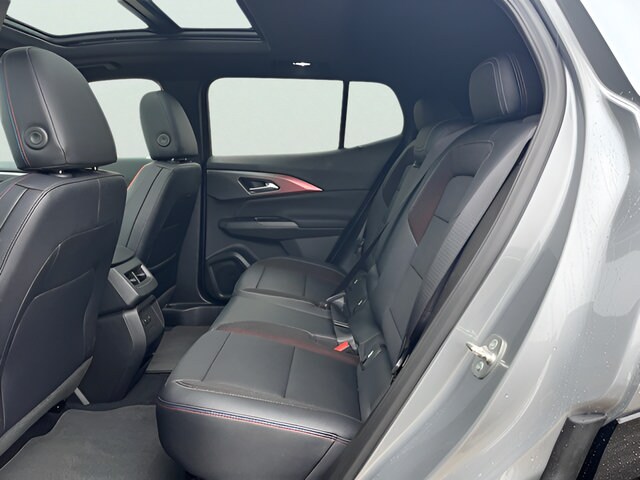 2026 Chevrolet Equinox EV RS - Photo 30