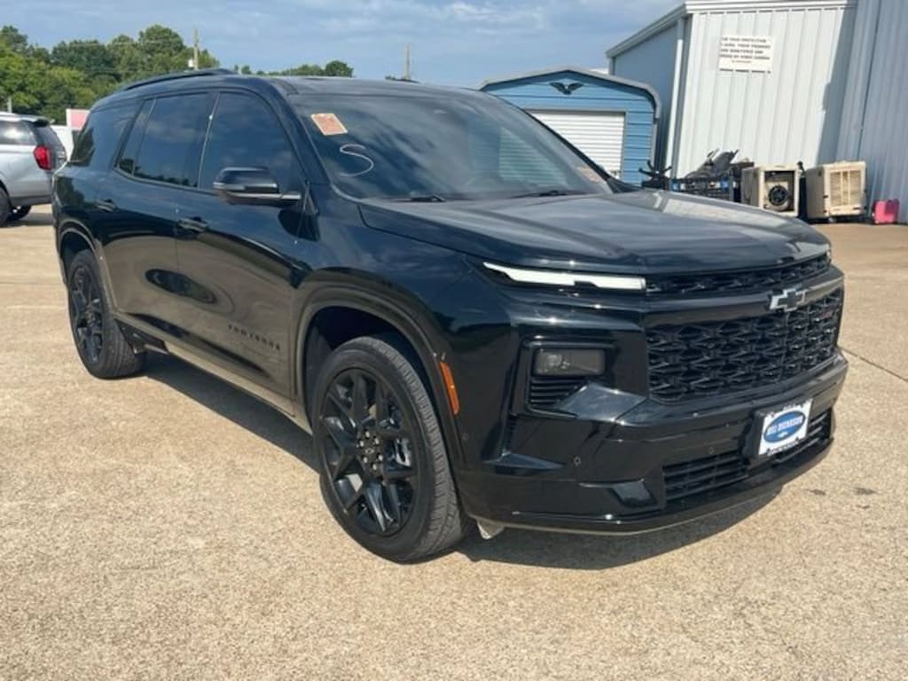 Used 2025 Chevrolet Traverse RS SUV