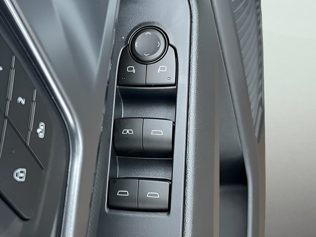 2026 Chevrolet Equinox EV RS - Photo 15