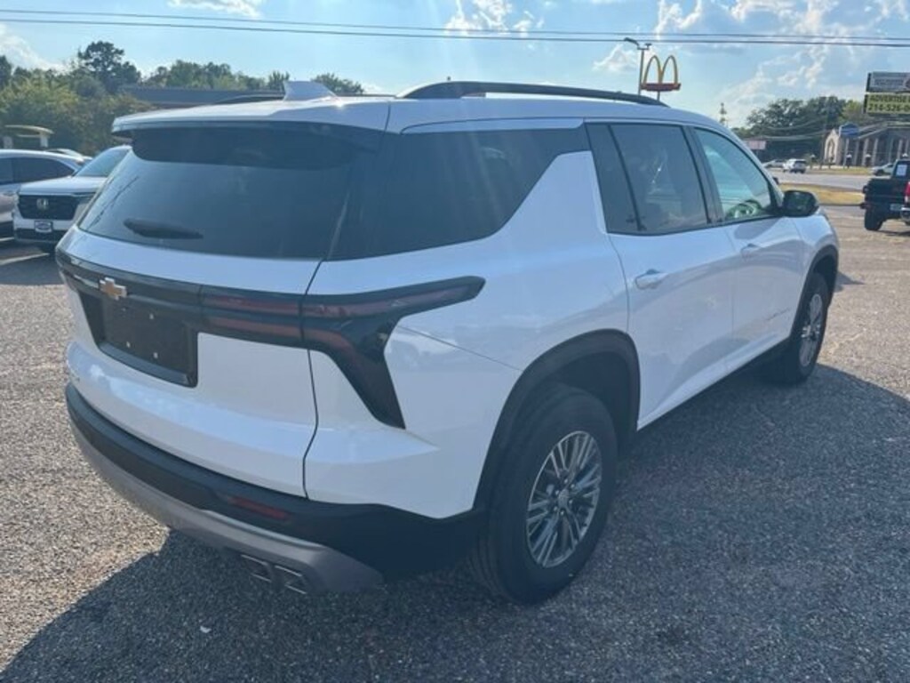 Used 2026 Chevrolet Traverse LT SUV