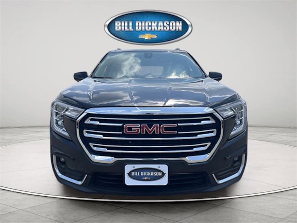Used 2024 GMC Terrain SLT SUV