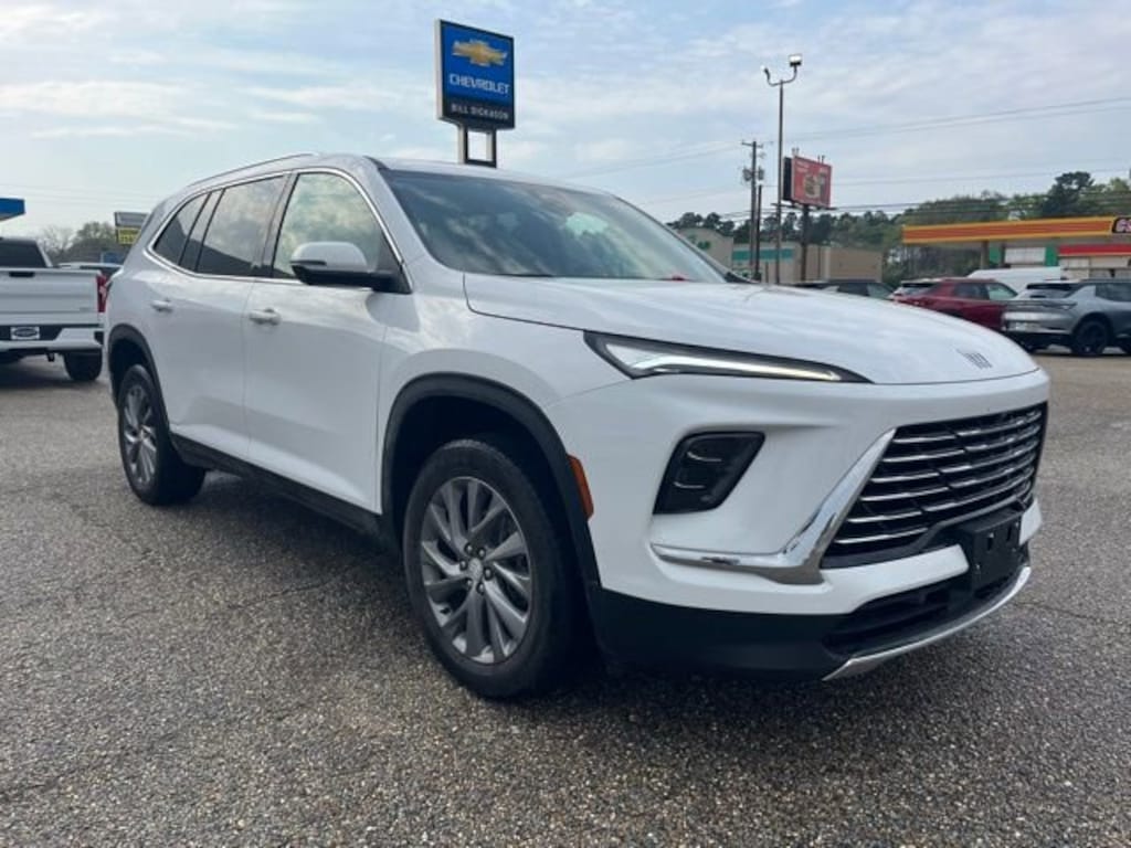 Used 2025 Buick Enclave Preferred SUV