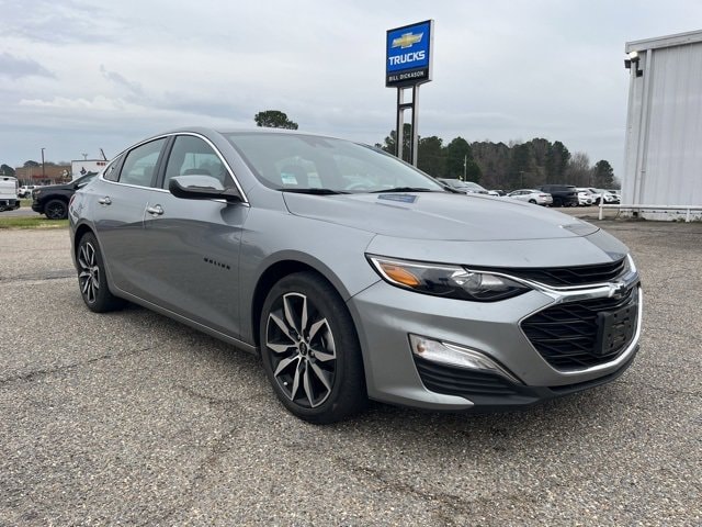 2023 Chevrolet Malibu RS's photo