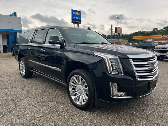 2020 Cadillac Escalade ESV AWD Platinum's photo