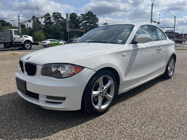 Used 2011 BMW 1 Series 128i with VIN WBAUP7C59BVK78573 for sale in Gladewater, TX