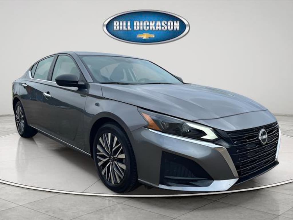 Used 2025 Nissan Altima SV