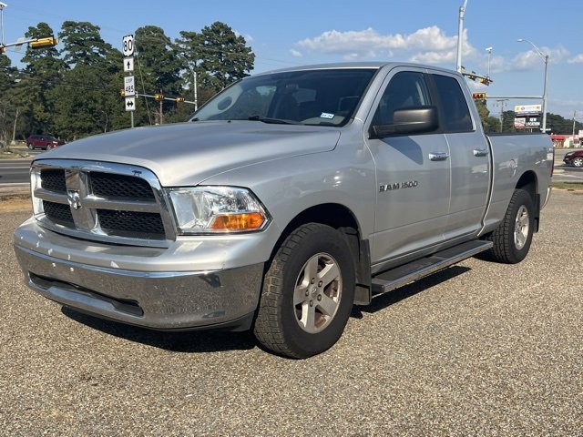 2011 Dodge Ram SLT photo 2