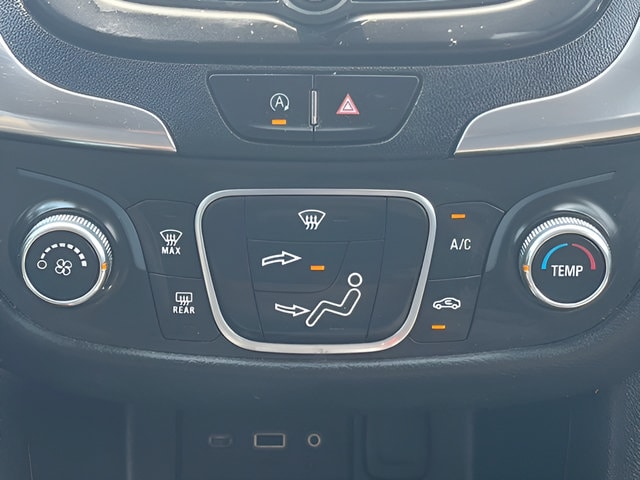 2022 Chevrolet Equinox LT - Photo 28