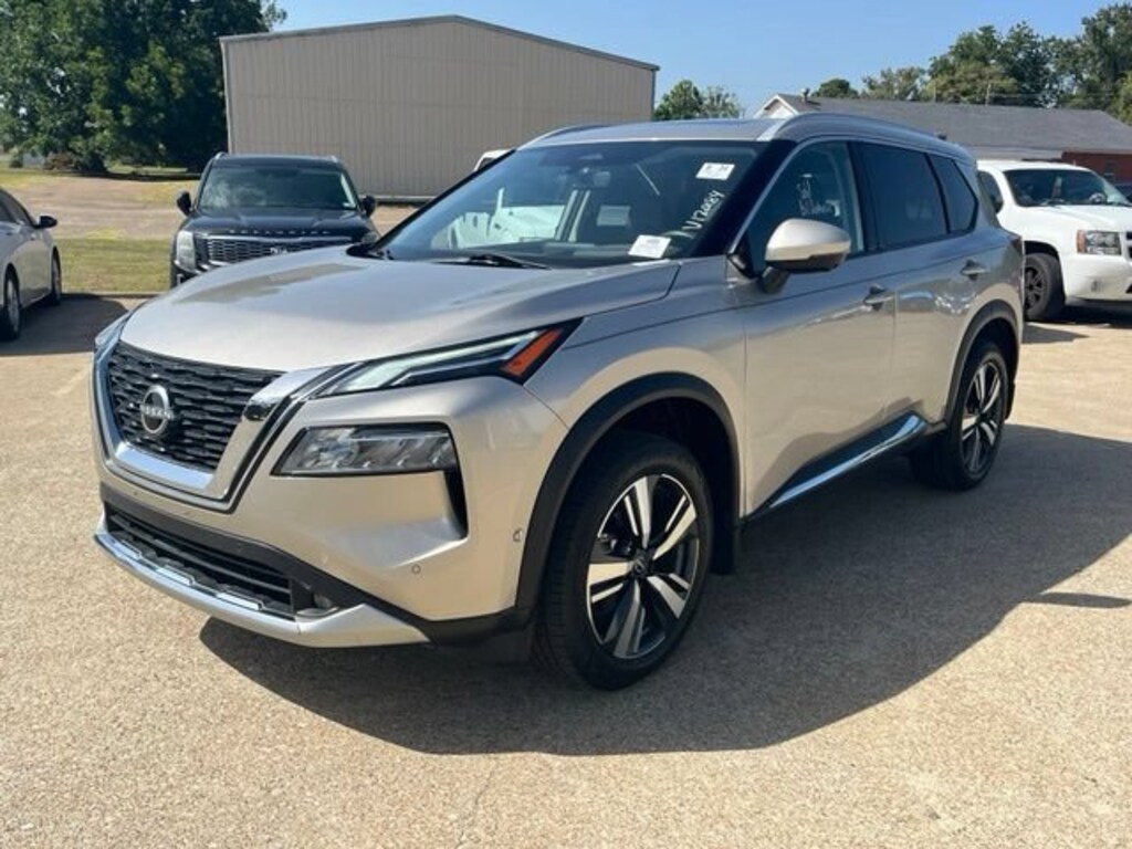 Used 2022 Nissan Rogue Platinum
