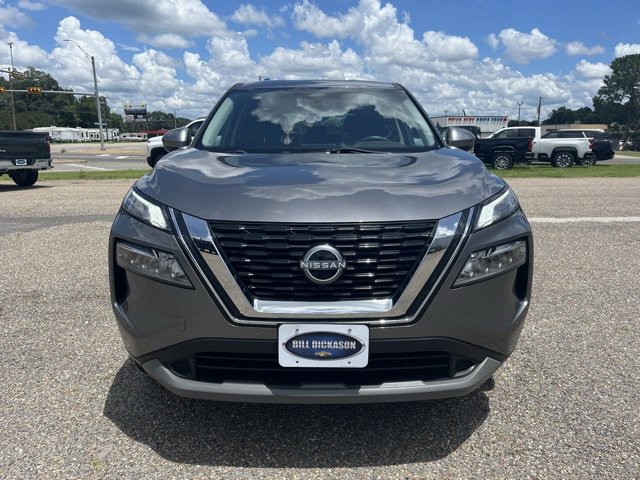 2023 Nissan Rogue SV photo 2