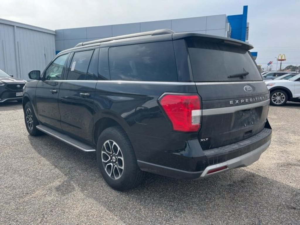Used 2023 Ford Expedition Max XLT