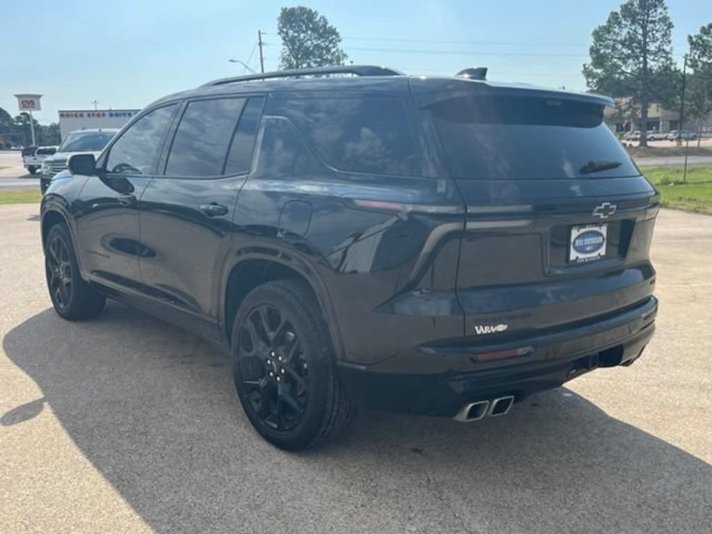 Used 2025 Chevrolet Traverse RS SUV